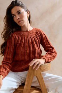 Trui met verticale lijnen