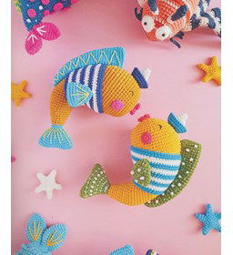 Verliefde vissen gemaakt van Scheepjes Catona 25 en 10 gram