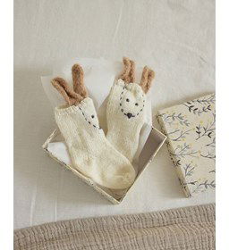 Babysokjes met konijnenhoofdje gemaakt van Phildar Phil Romance