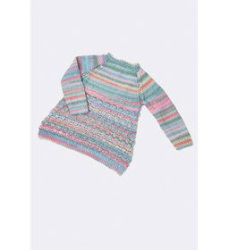 Babyjurkje met lange raglanmouwen gemaakt van Lang Yarns Merino 200 bebe