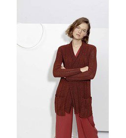 Damesvest gemaakt van Lang Yarns Carly (op=op)