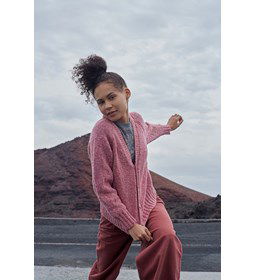 Damestrui met raglanmouwen gemaakt van Lang Yarns Donegal Tweed Plus