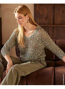 Breipatroon doorschijnende damestrui in kantpatroon gemaakt van Lana Grossa Popcorn