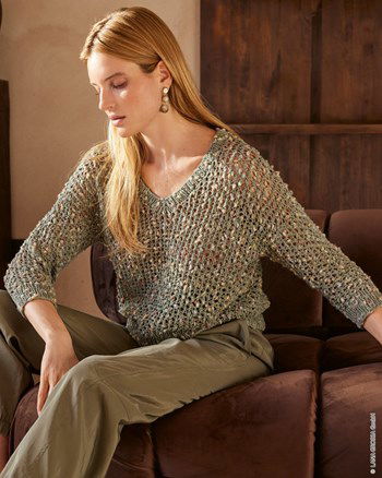 doorschijnende damestrui in kantpatroon