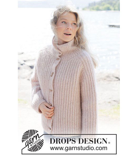 Breipatroon Ribs and Roses Cardigan