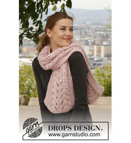 Sjaal gemaakt van Drops Snow - Eskimo