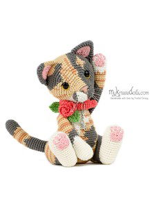 Knuffel lapjespoes met bloemetjes