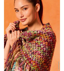 driehoekige omslagdoek gemaakt van Lana Grossa Cotonella