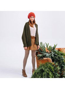 Vest met brede boorden