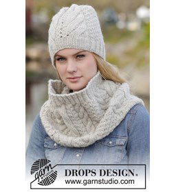 Gebreide muts en halswarmer gemaakt van Drops Nepal