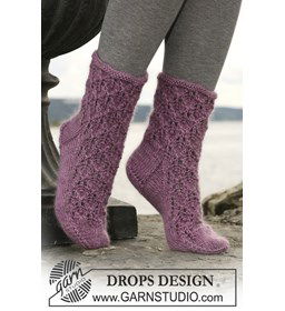 Sokken gemaakt van Drops Kid Silk