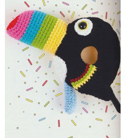 Donut Buddy Toekan gemaakt van DMC borduurgaren 11