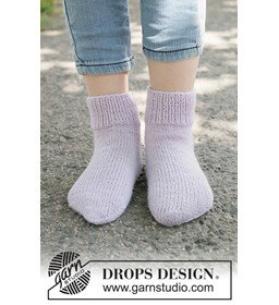 sokken Wisteria Wish Socks gemaakt van Drops Nord