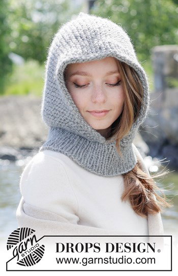 Warme gebreide balaclava in ribbelsteek