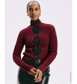 Damesvest met striksluiting gemaakt van Lana Grossa Merino Superiore