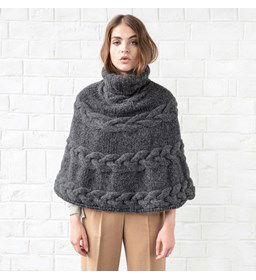 Cape gemaakt van Phildar Phil Air Perou