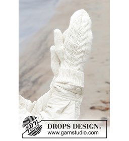 Wanten met kabels gemaakt van Drops Merino extra fine