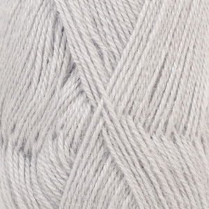 DROPS Alpaca 8105 ijsblauw op=op 