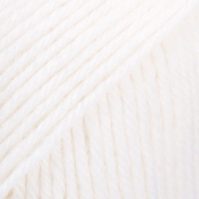 DROPS Karisma 19 wit