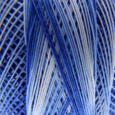 DMC special dentelles no. 80 - 0093 licht naar donker blauw