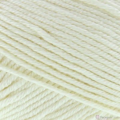 Lammy Yarns Victory 016 ecru