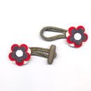 Houtje touwtje 35 mm vilt bloem antraciet rood ecru (op=op)