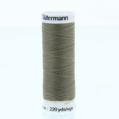 Gutermann 241 Naaigaren op=op uit collectie 