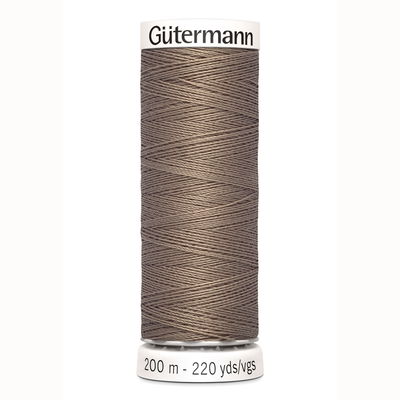 Gutermann 199 Naaigaren op=op uit collectie 