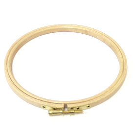 Borduurring 29 cm hout