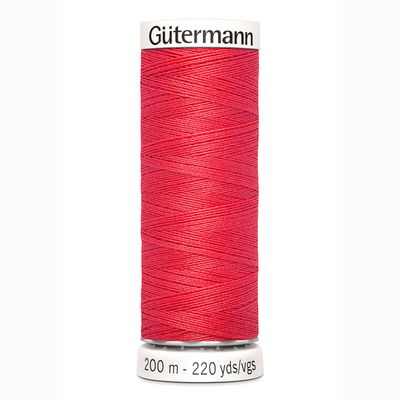 Gutermann 016 naaigaren op=op uit collectie 