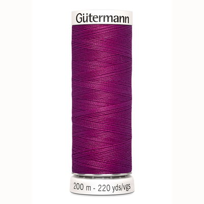 Gutermann 247 Naaigaren op=op uit collectie 