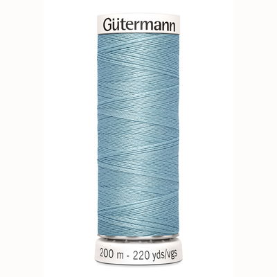 Gutermann 071 naaigaren op=op uit collectie 