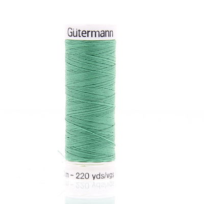 Gutermann Naaigaren 556 op=op uit collectie 
