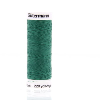 Gutermann 403 naaigaren op=op uit collectie 