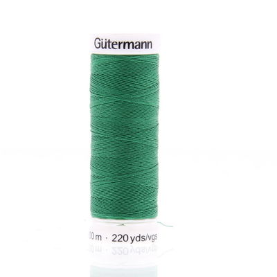 Gutermann 402 naaigaren op=op uit collectie 