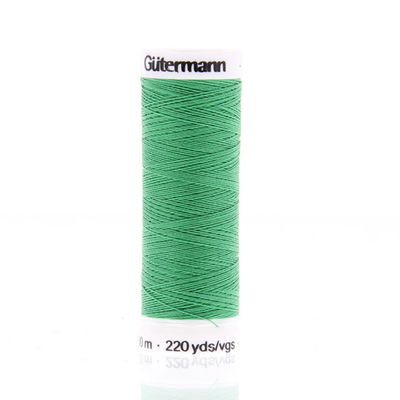 Gutermann 239 naaigaren op=op uit collectie 