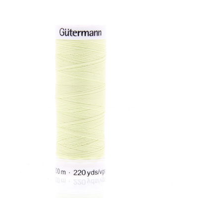 Gutermann 292 naaigaren op=op uit collectie 