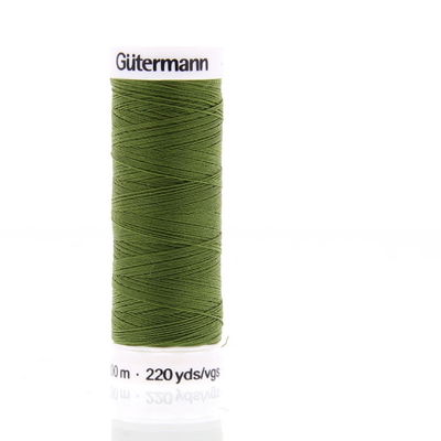 Gutermann Naaigaren 585 op=op uit collectie 
