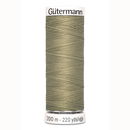 Gutermann 258 naaigaren (op=op uit collectie)