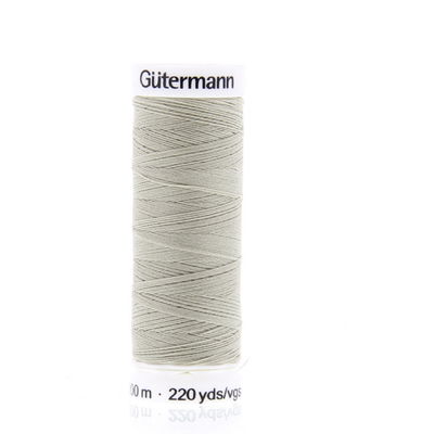 Gutermann 261 naaigaren op=op uit collectie 