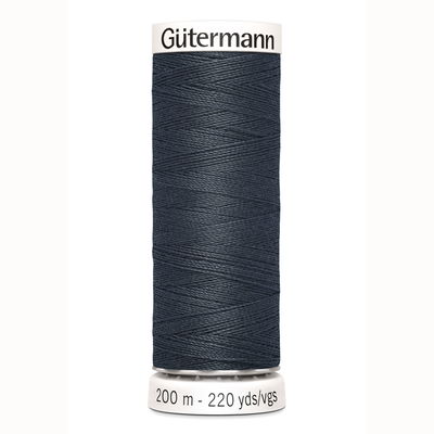 Gutermann 095 naaigaren op=op uit collectie 