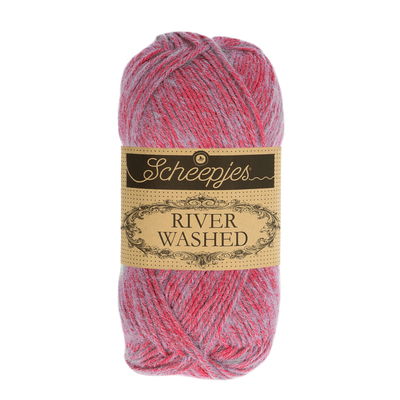 Scheepjes River Washed 945 Ganges - roze mint