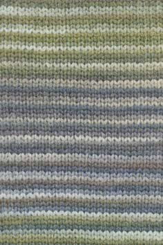 Lang Yarns Mila color 967.0097 groen op=op 