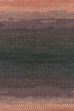 Lang Yarns Merino 120 color 151.0127 op=op uit collectie 